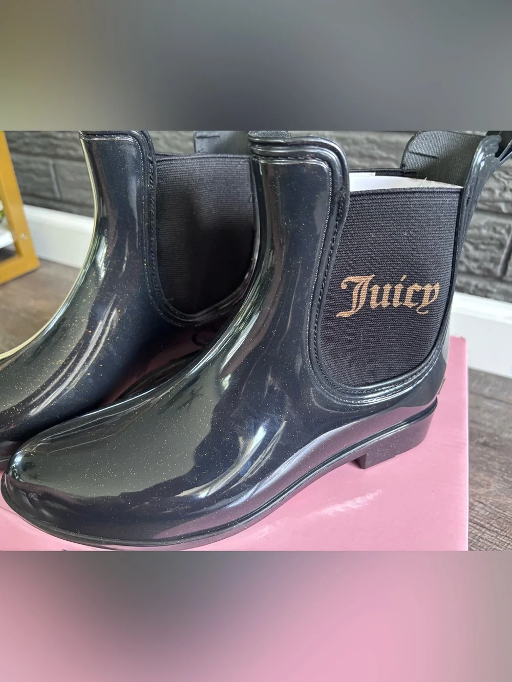 New!! Juicy Couture Rory Black Glossy Chelsea Sparkle Rain Boots- 6